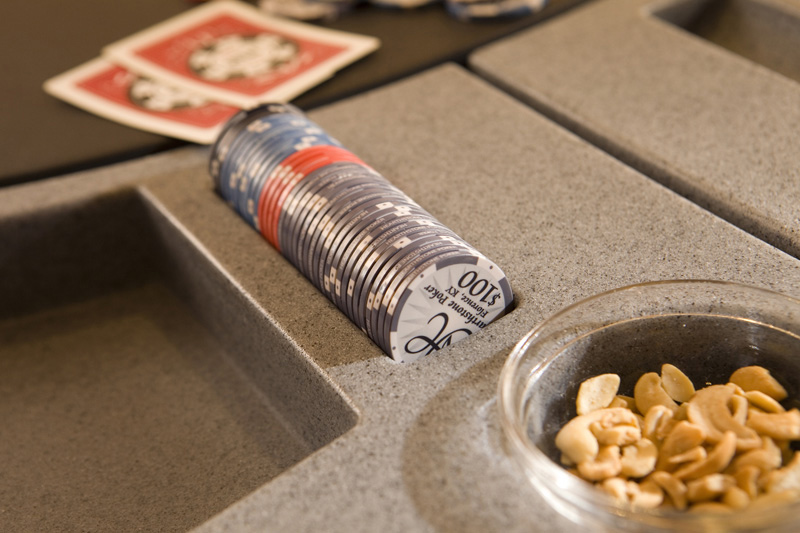 Hi Res Shots of the Lucky 7 Poker Table by Granger Plastics