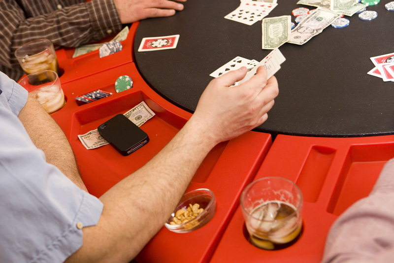 Hi Res Shots of the Lucky 7 Poker Table by Granger Plastics