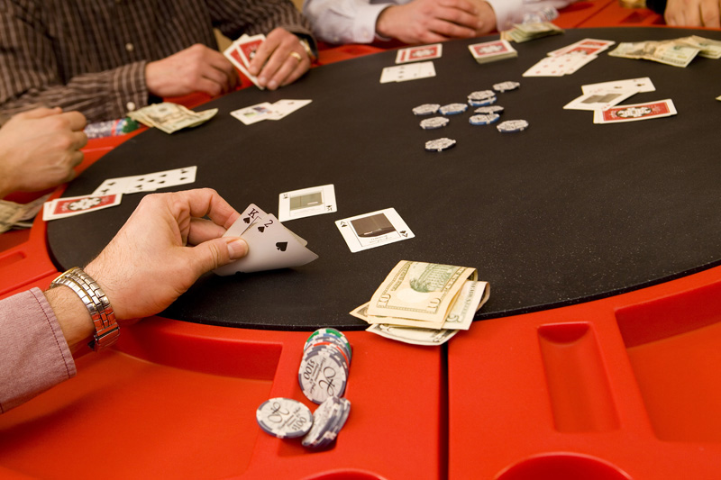 Hi Res Shots of the Lucky 7 Poker Table by Granger Plastics