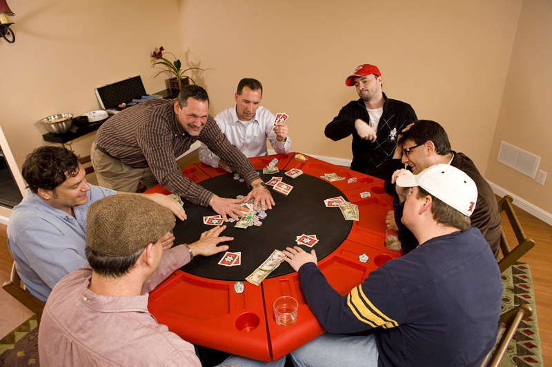Win big with the Lucky 7 Poker Table